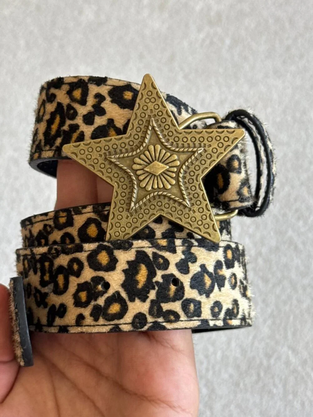 Leopard Print Star Buckle Belt